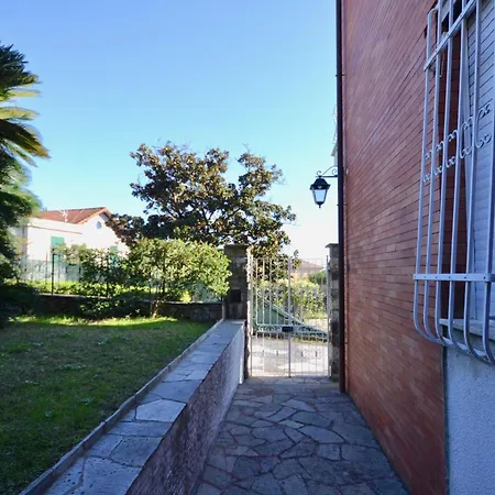 Bellavista Eight - Elegante Vista Mare Con Giardino E Posto Auto Privato - 4 Posti Letto