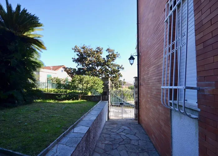 Bellavista Eight - Elegante Vista Mare Con Giardino E Posto Auto Privato - 4 Posti Letto