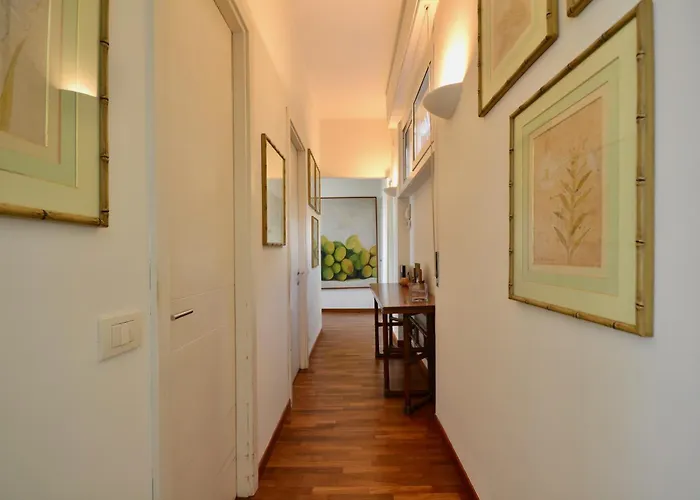 Bellavista Eight - Elegante Vista Mare Con Giardino E Posto Auto Privato - 4 Posti Letto 아파트