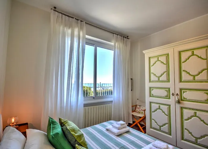 Bellavista Eight - Elegante Vista Mare Con Giardino E Posto Auto Privato - 4 Posti Letto 산타마르게리타리구레
