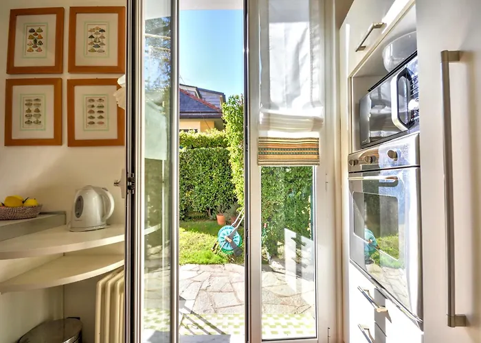Bellavista Eight - Elegante Vista Mare Con Giardino E Posto Auto Privato - 4 Posti Letto 산타마르게리타리구레