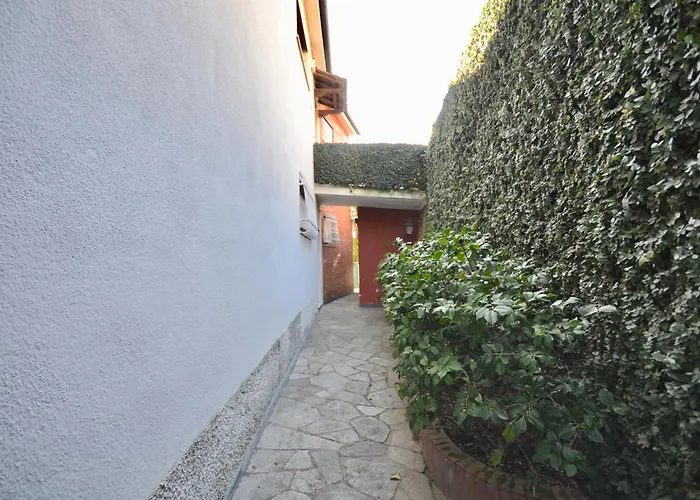 Διαμέρισμα Bellavista Eight - Elegante Vista Mare Con Giardino E Posto Auto Privato - 4 Posti Letto